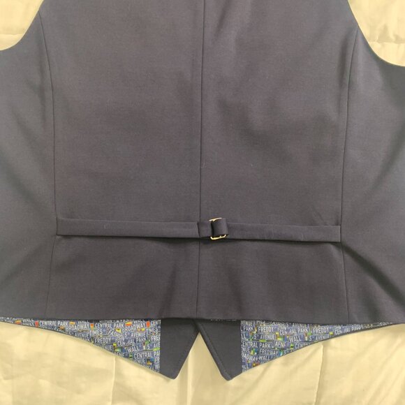 A Fish Named Fred Fashion Vest / Waistcoat - Picture 15 of 15
